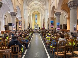 Une entrée lumineuse dans la Semaine Sainte !