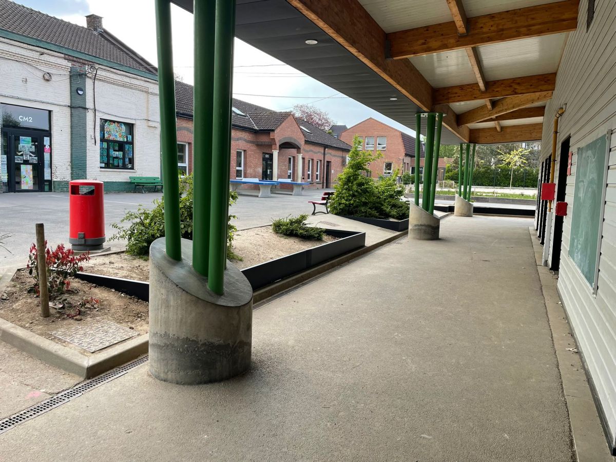 Jardini&egrave;re